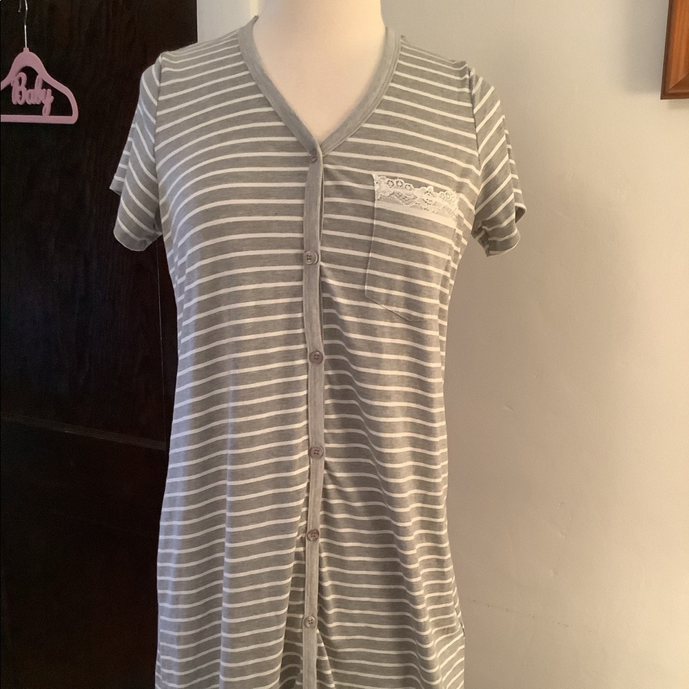 Ekouaer nightgown